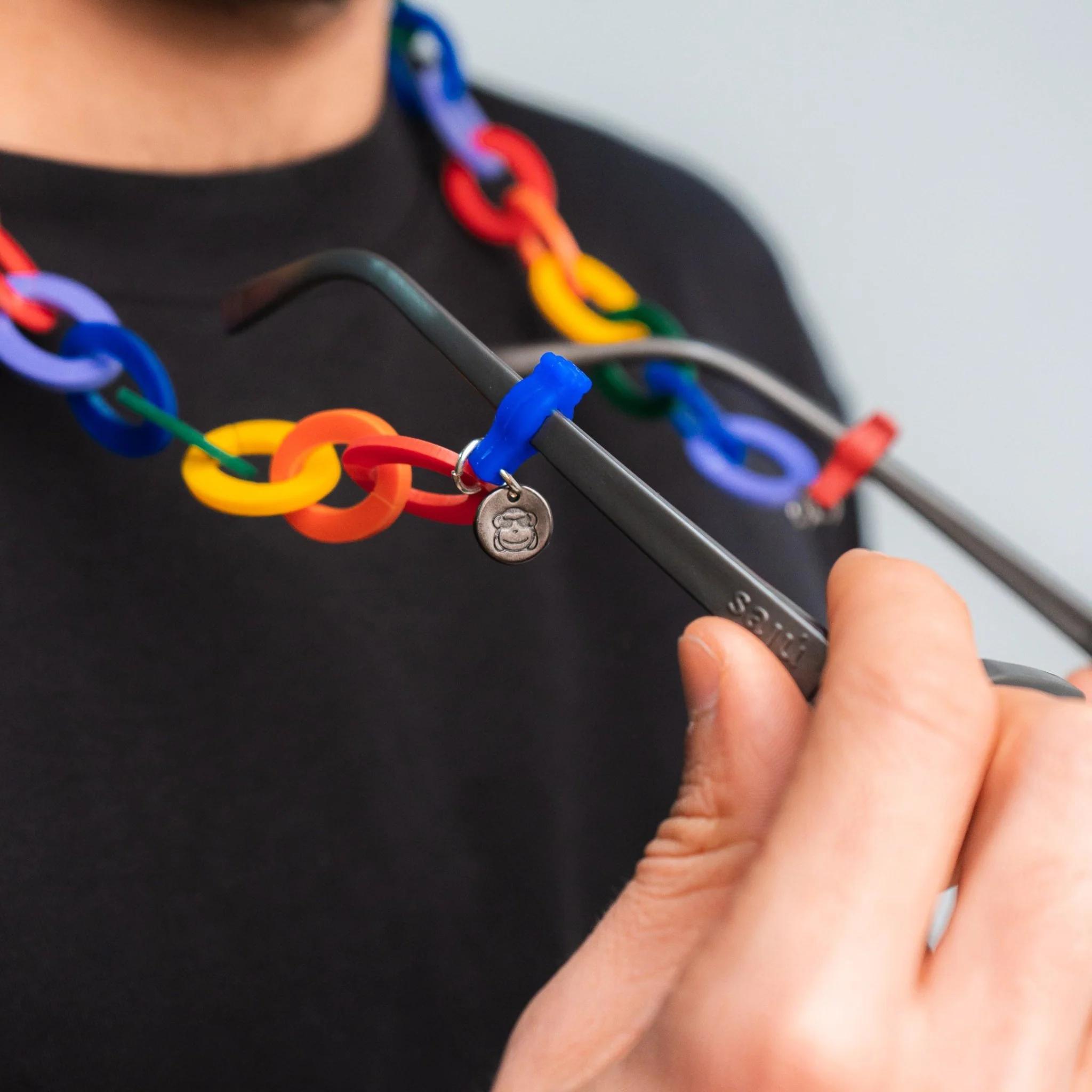 Cuelga Gafas Urban - Image 24