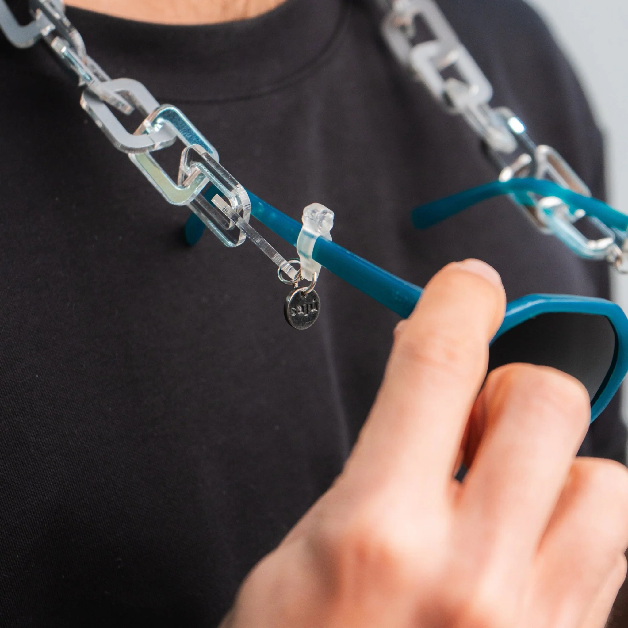 Cuelga Gafas Urban - Image 30