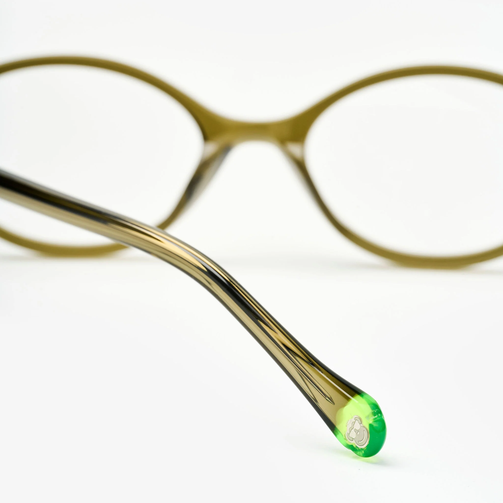 Soho Clear Olive Formuladas - Image 3